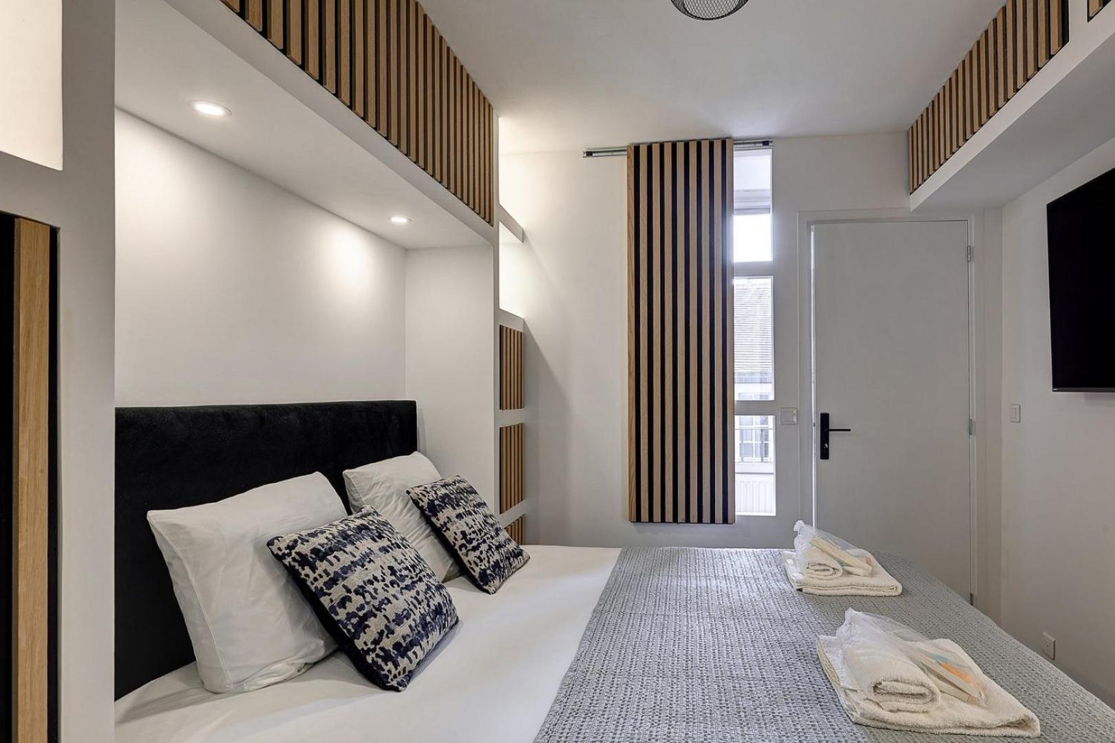 Bluestay 193 - Superb In * Paris
